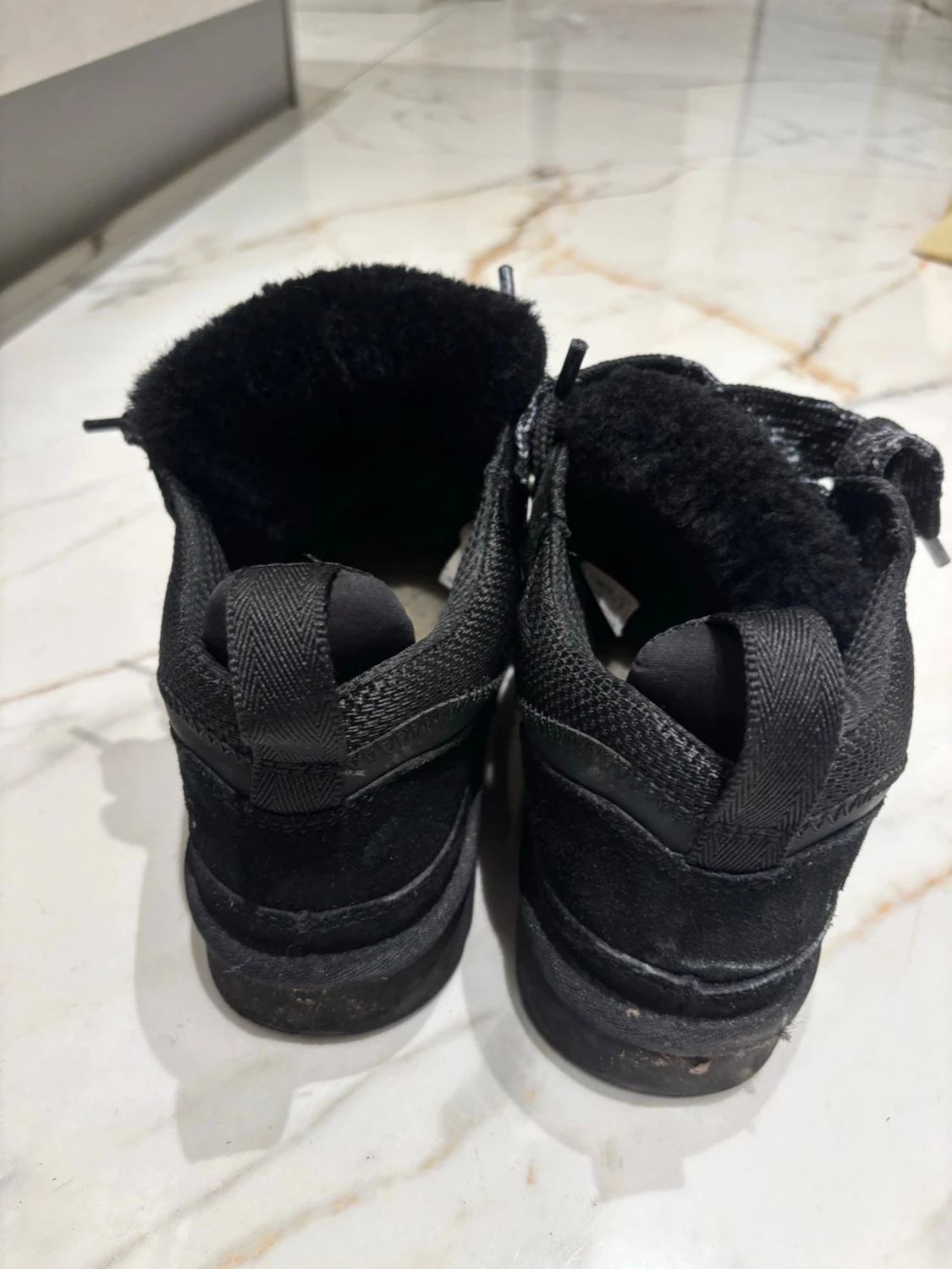 UGG lowmel  - 2