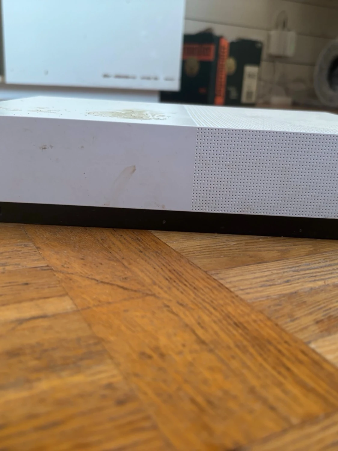 Xbox One S vit spelkonsol - 1