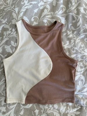 Shein cropped top - Size 36, from Shein