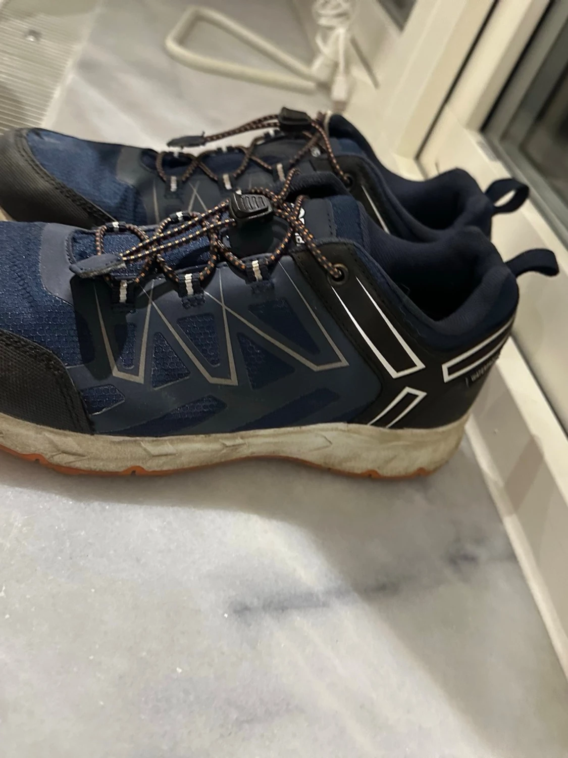 Blå sneakers från Salomon - 2