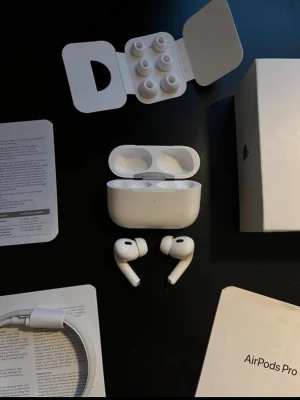 Airpods pro 2 usb c - Säljer nu mina airpods nya