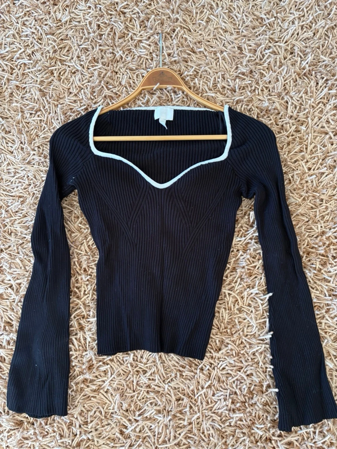 Stickad tröja svart L/M  - 2