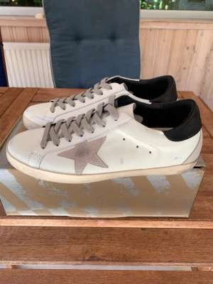 Golden goose 43 - Skickar samma dag