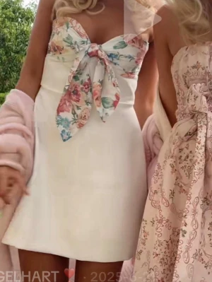 Zara klänning - Populär zara klänning perfekt nu till sommaren. Storlek xs pch använd en gång