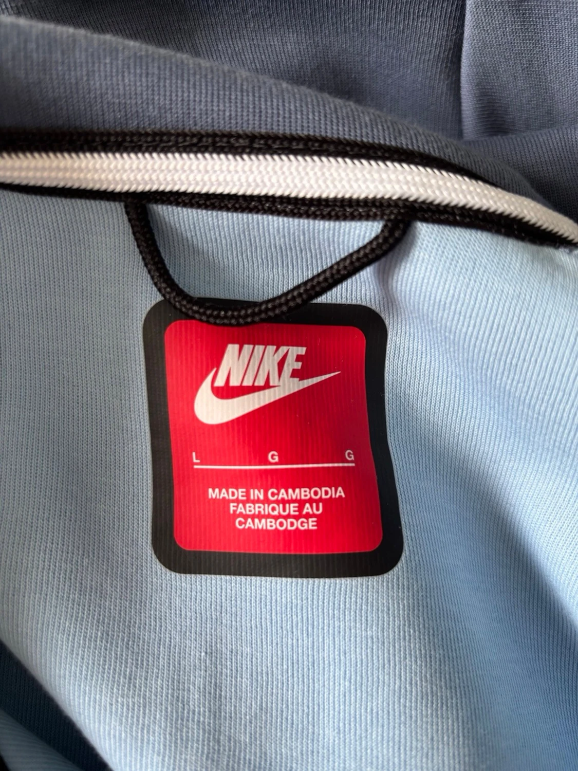 Nike tech  - 2
