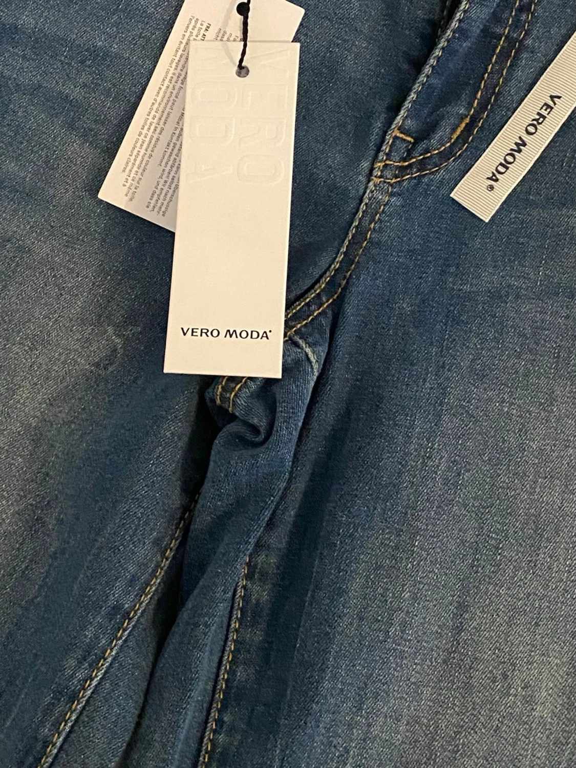 Blå raka jeans från Vero Moda - 2