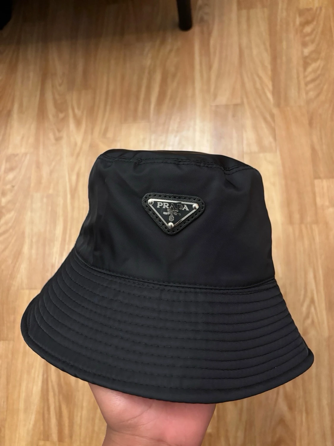 Prada hat  - 3