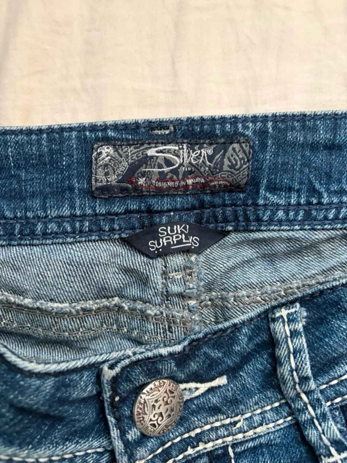 Blå bootcut jeans från Silver Jeans - 1