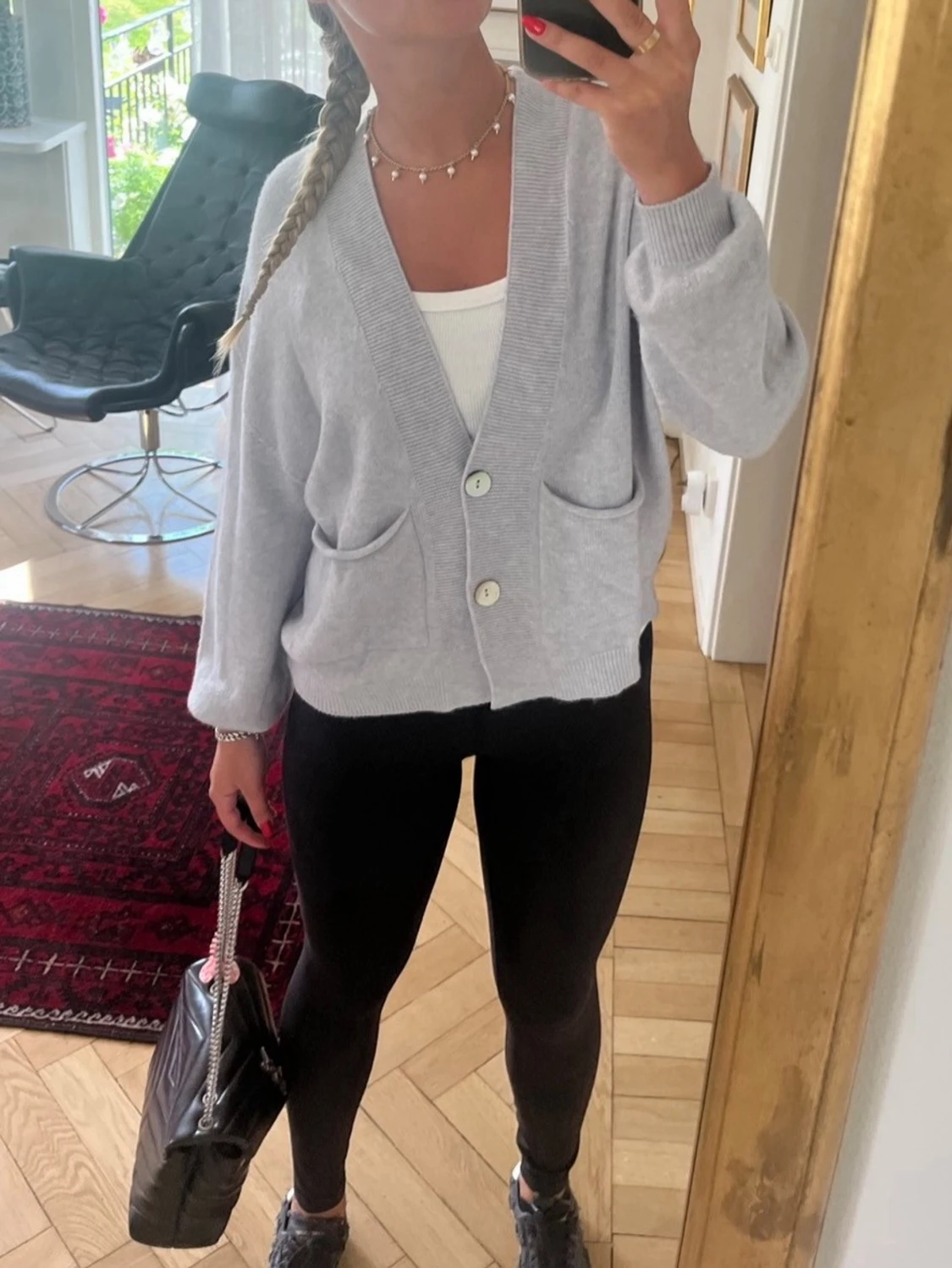 Grå cardigan
