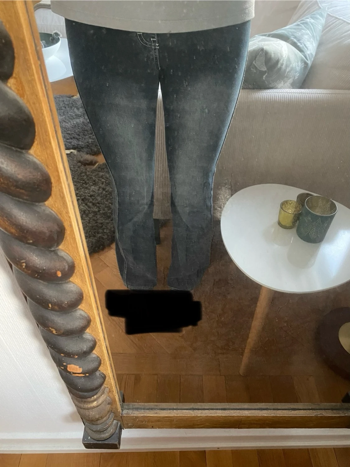 Mörkblå bootcut jeans