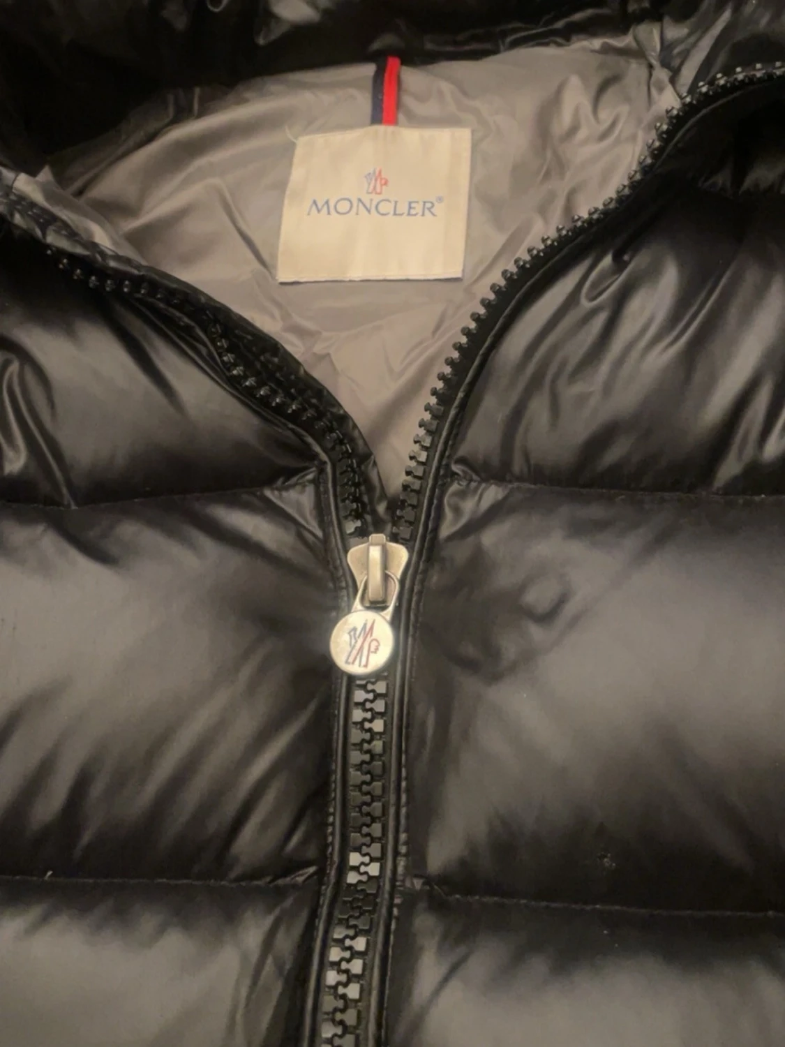 Svart Moncler Maya - 1
