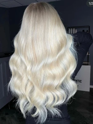 BHBD löshår  - Säljer mitt bhbd löshår. Använt endast 2 isättningar, 4 paket, 50cm från början men klippte in det så skulle säga 45cm nu. Färg 11N, Ny pris 10.000. 