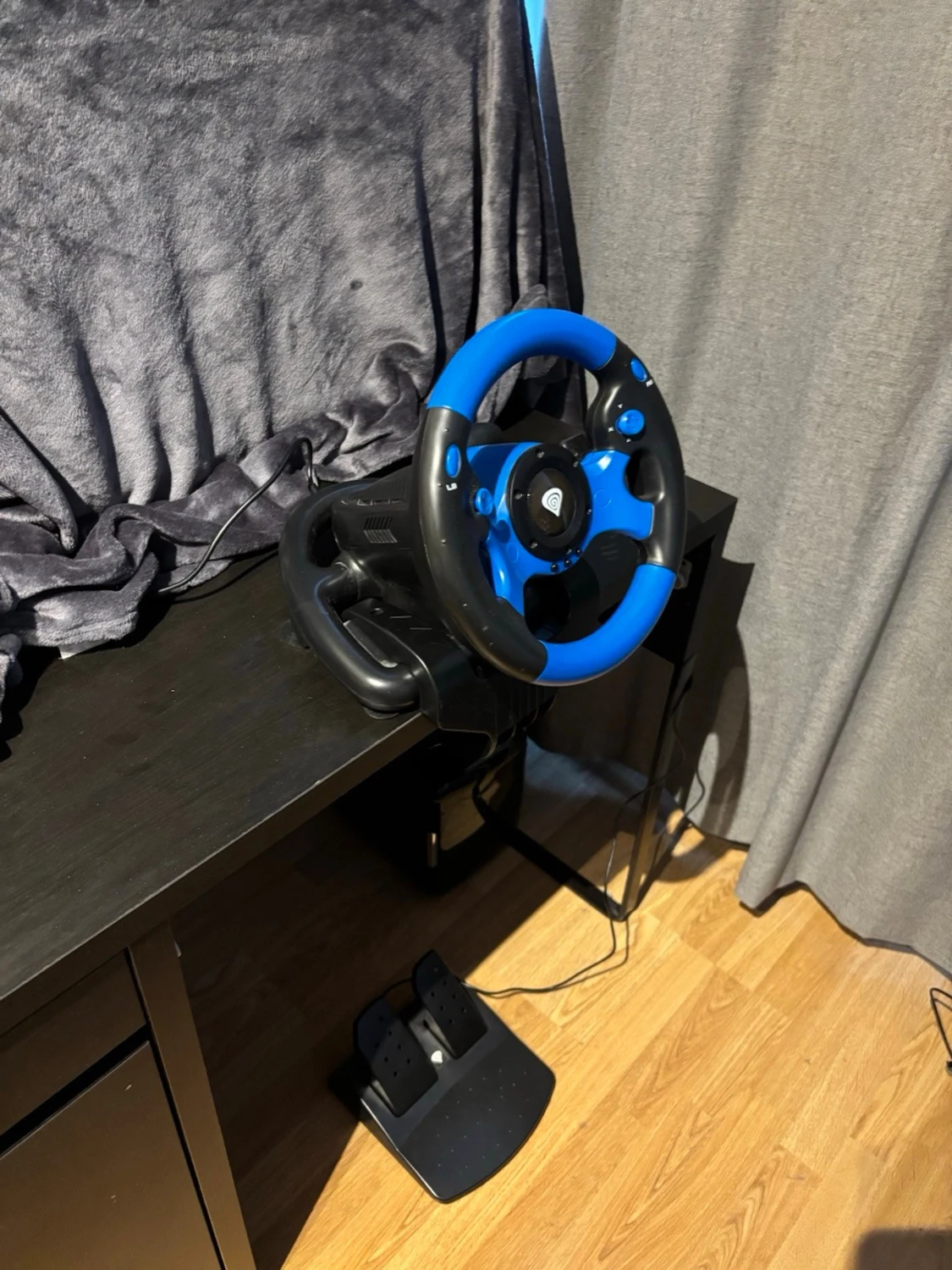 Genesis Seaborg 350 Racing ratt & pedaler - 2