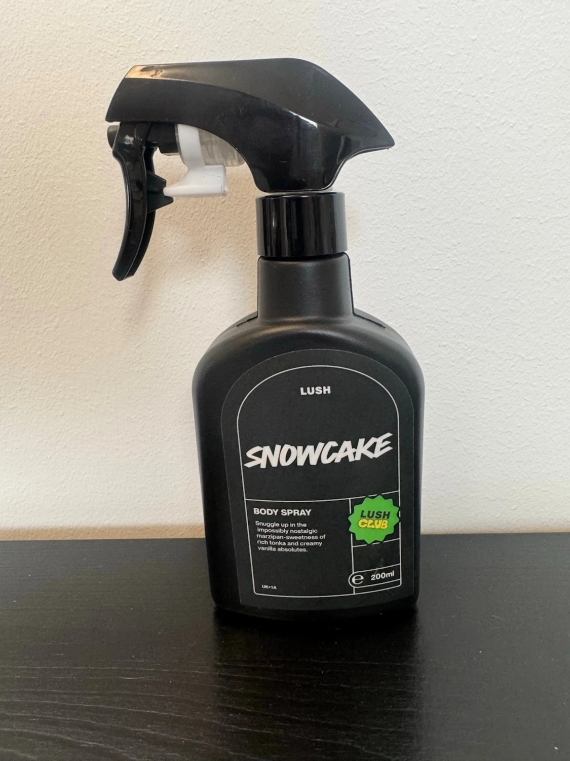 Lush Snowcake Body Spray 200ml