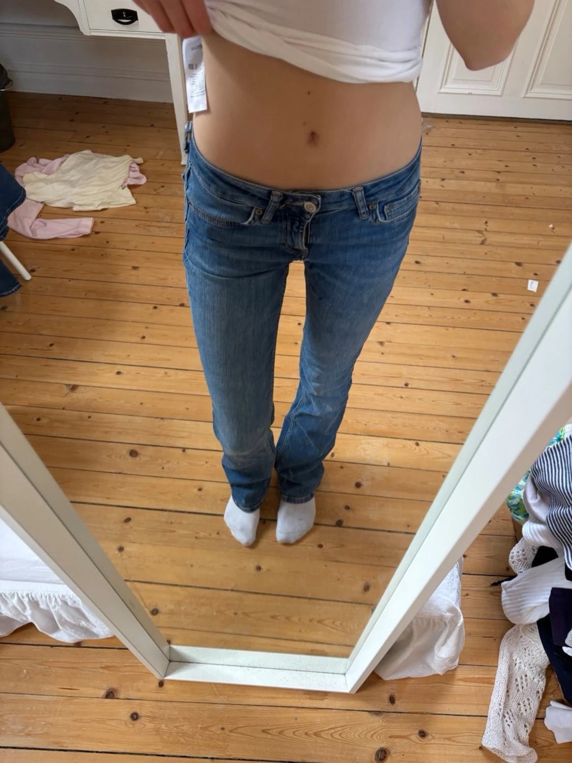 Blå bootcut jeans med låg midja - 1