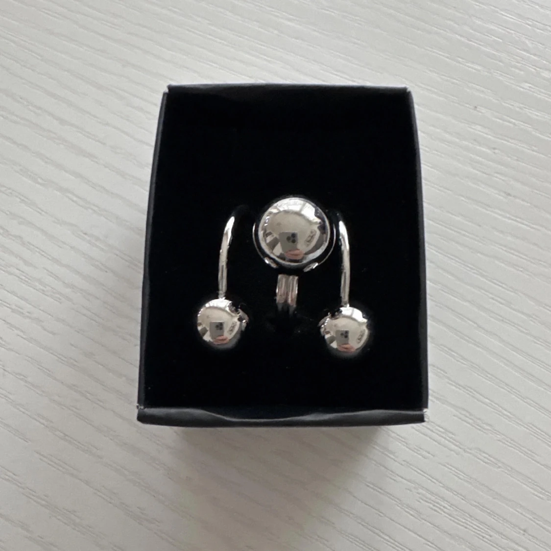 Silver - Guldfärgad ringar  - 90