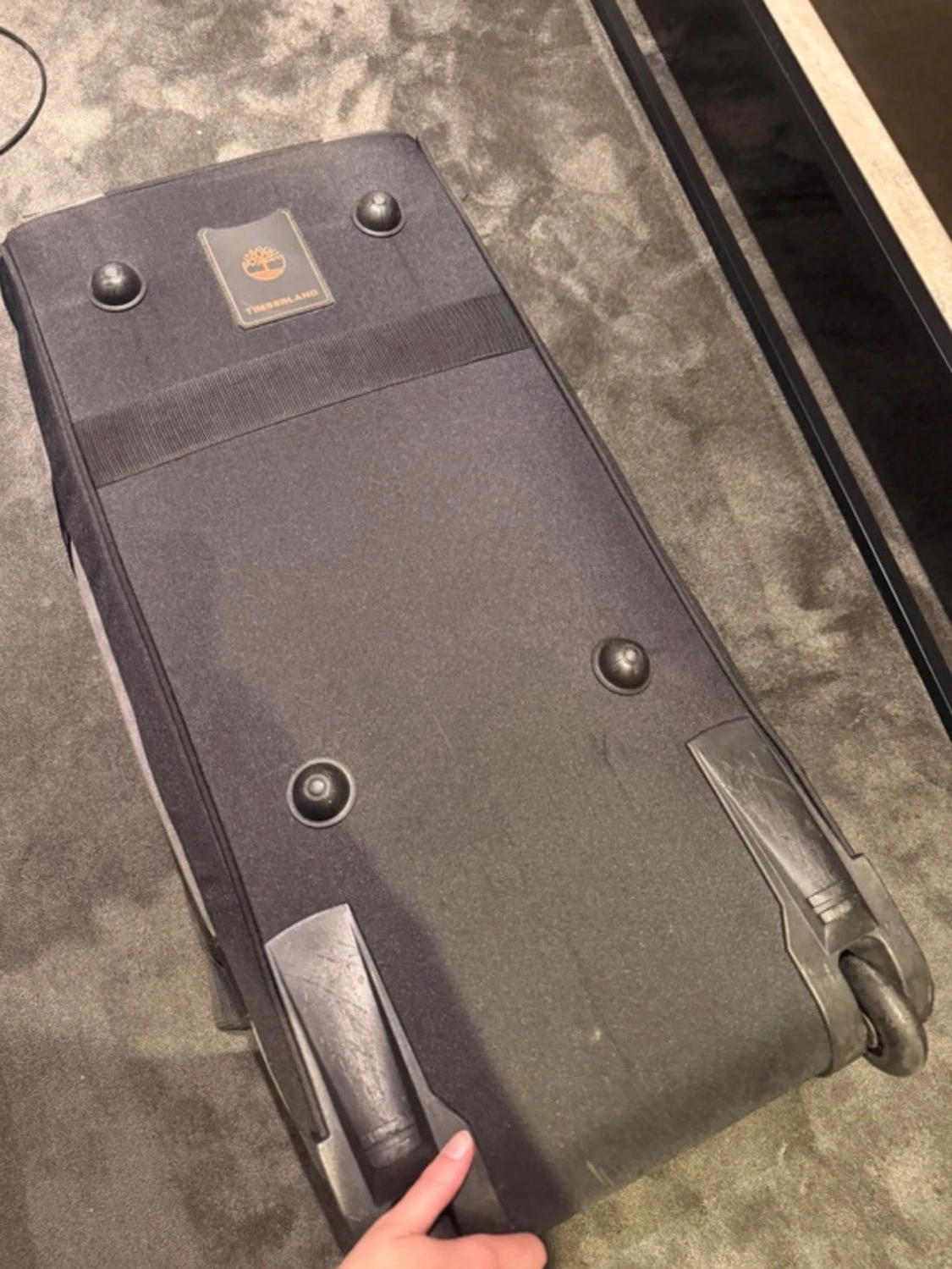 Grå resväska från Timberland - 2