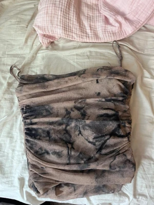 Topp - Snygg topp från Zara 