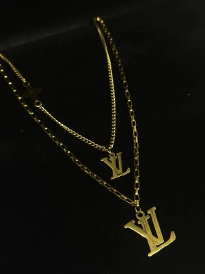 Halsband - Helt ny halsband i rostfritt stål.