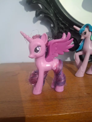 My Little Pony Twilight - Prinsessan twklight sparkle med glitter hår