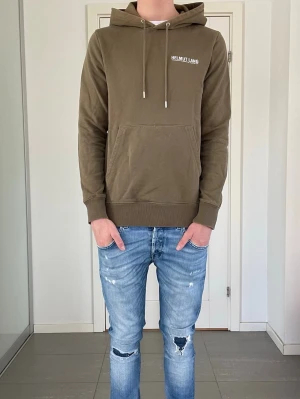 Helmut Lang Hoodie  - Säljer nu denna Helmut Lang hoodie, skriv för fler bilder/frågor🙌🏼