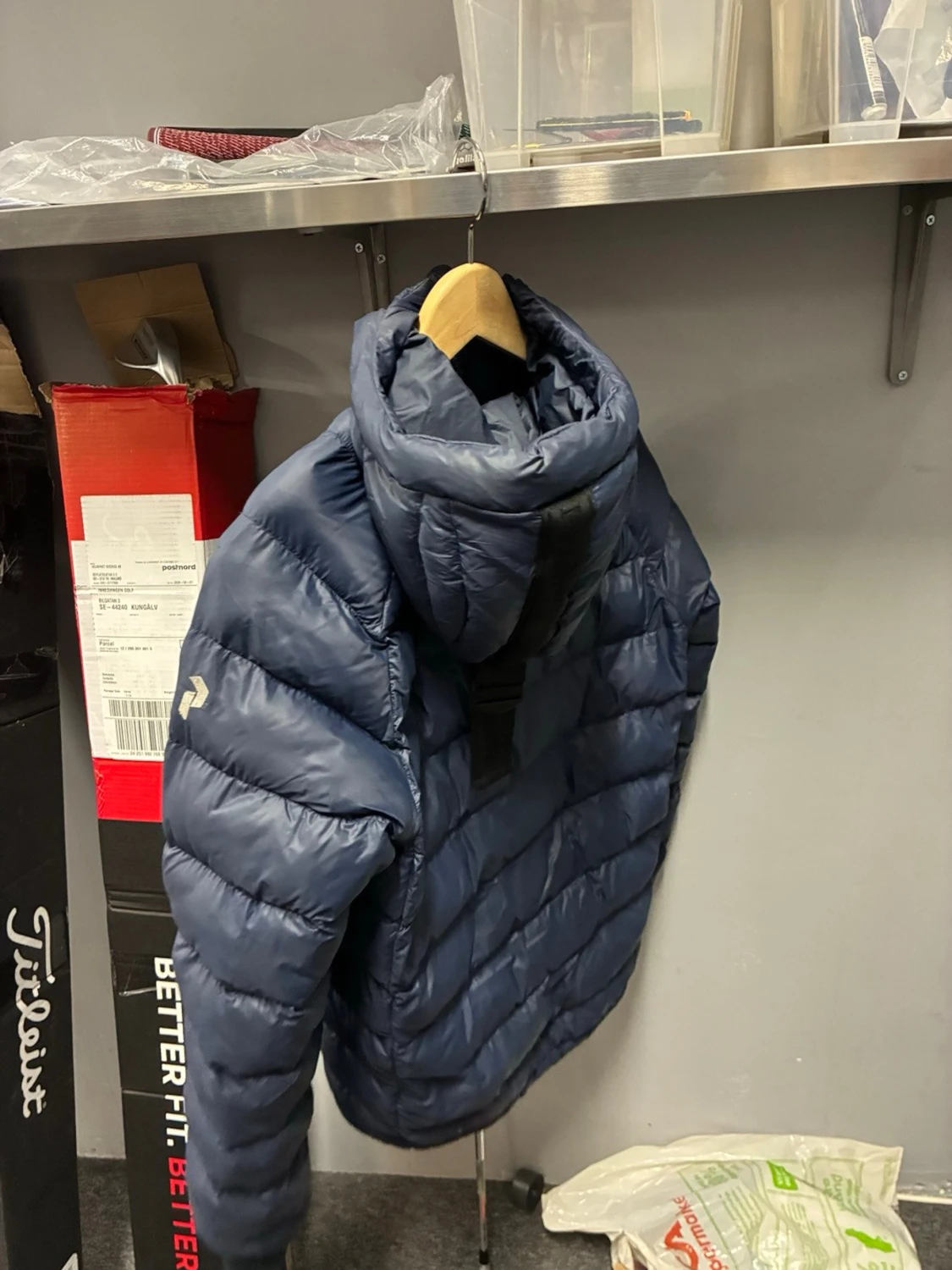 Blå dunjacka herr från Peak Performance  - 1