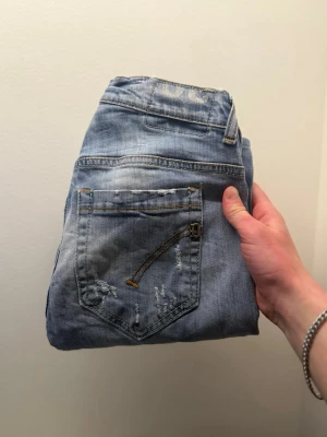 Dondup - Säljer nu dessa feta Dondup jeans, skriv för fler bilder /frågor😊