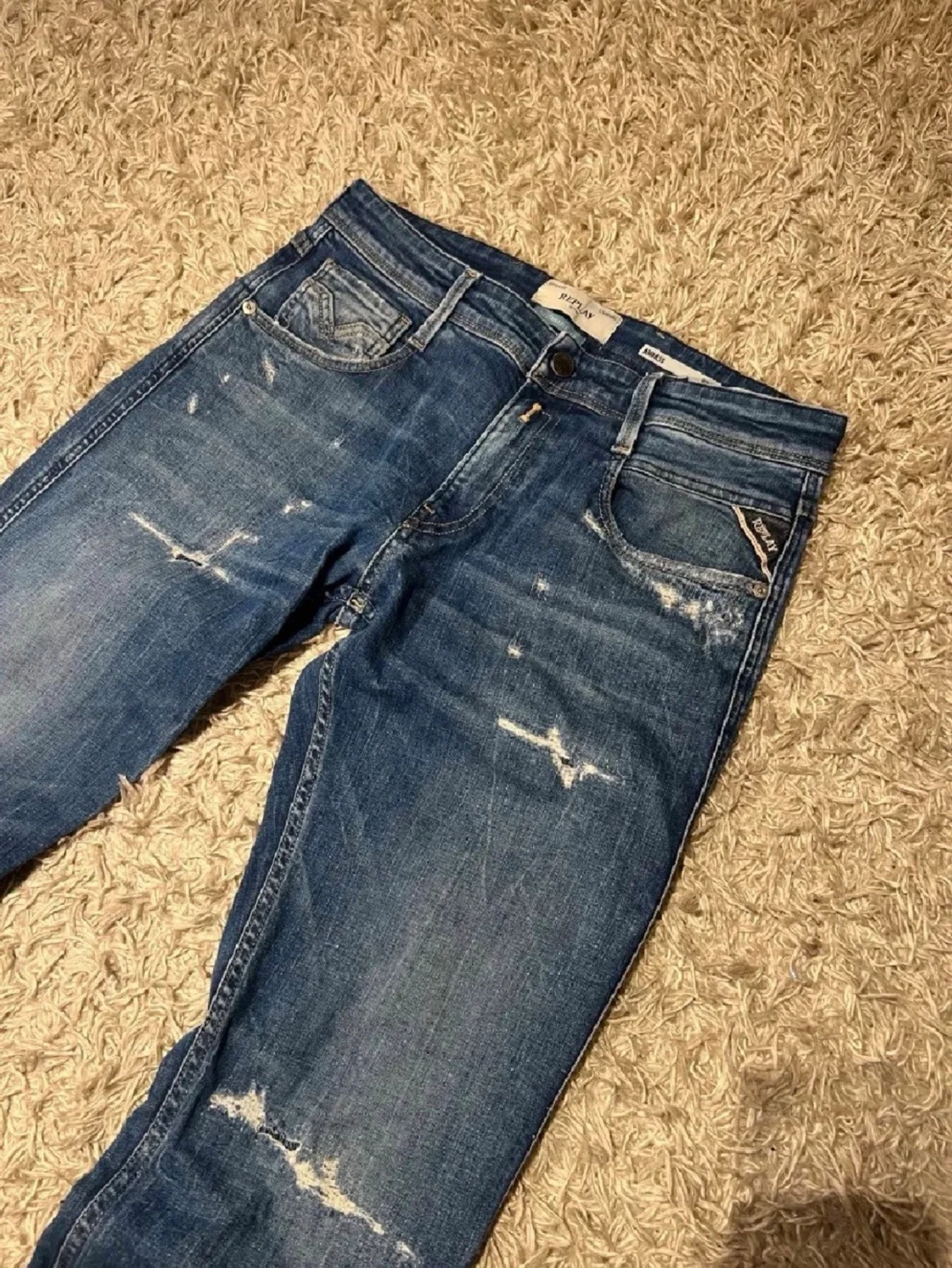 Blå slitna jeans från Replay - 1