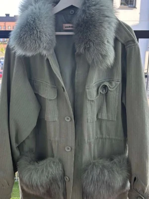 Custommade jacka - Superfin custommade jacka i storlek S/M💕säljs då den inte kommer till användning 