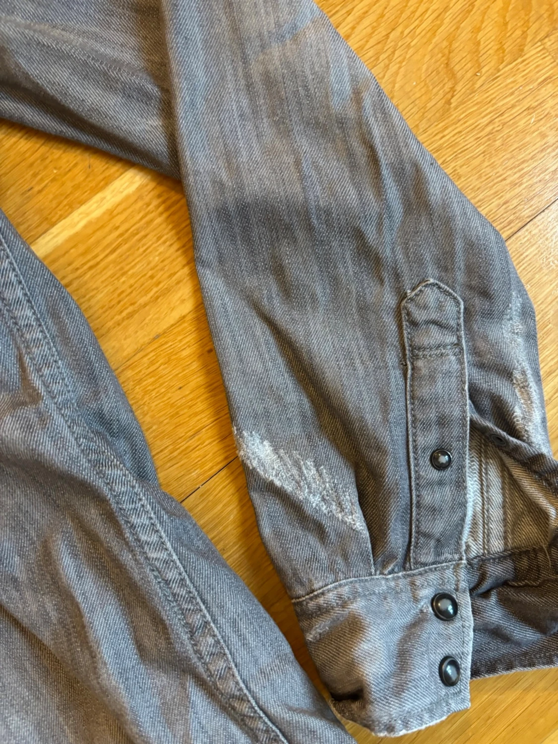 Grå skjorta från AllSaints - 3