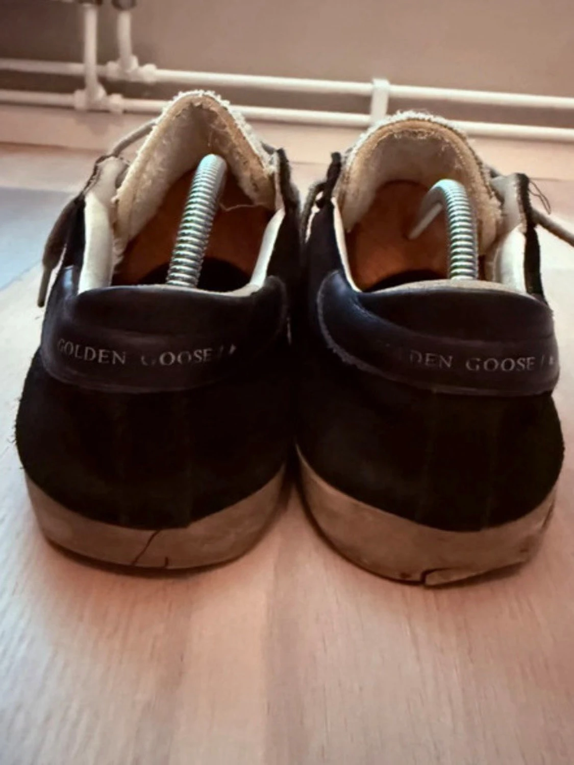 Golden Goose  - 4
