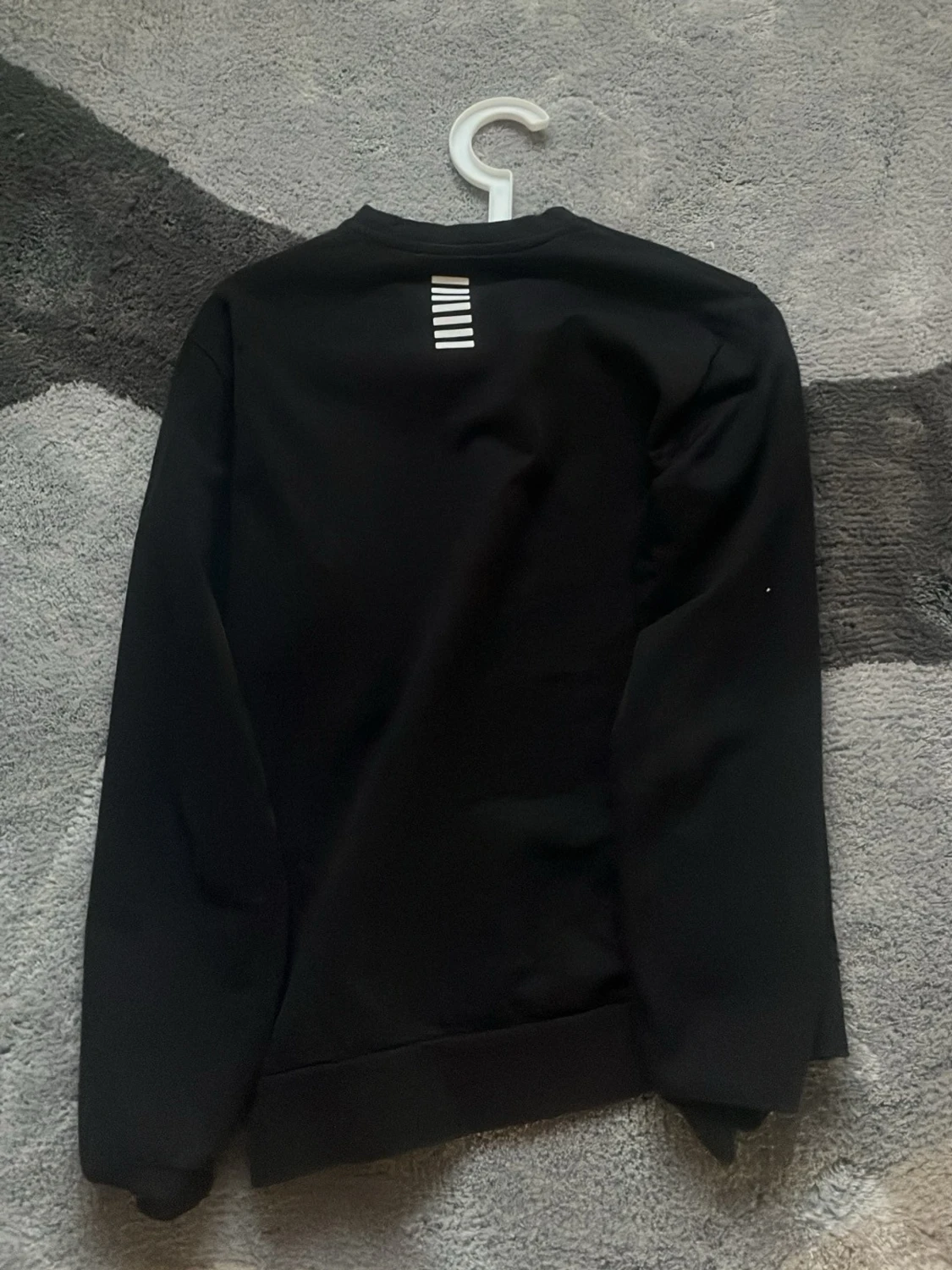 Svart sweatshirt från EA7 Emporio Armani - 2