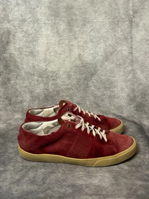 Saint Laurent skor -  fint skick | Size 41 | fraktar inom 24 timmar | för att köpa klicka ”köp nu” | vid frågor eller funderingar är det bara att skicka ett meddelande | följare får bättre rabatter🙌