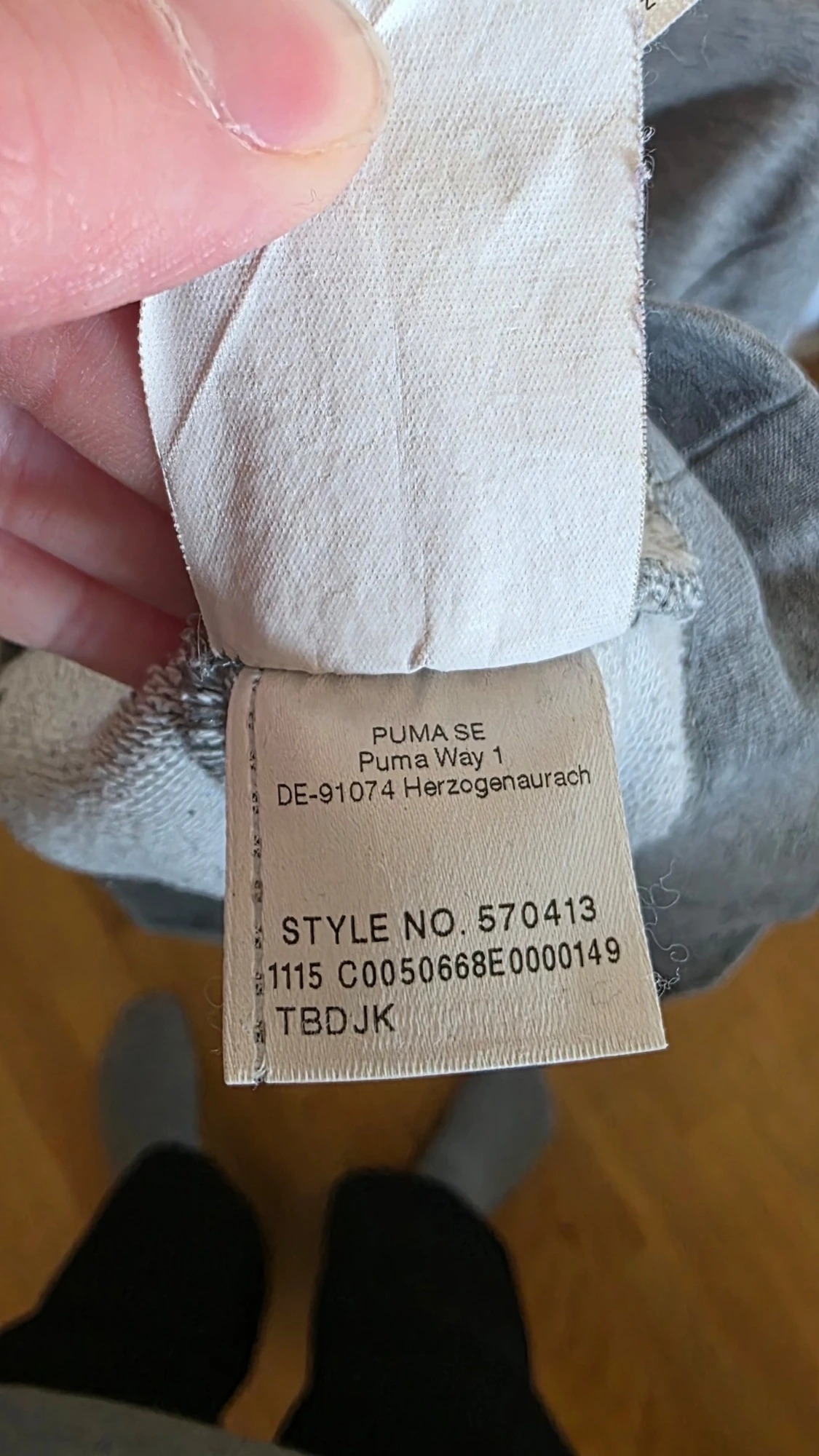 Grå hoodie från Puma med tryck - 6