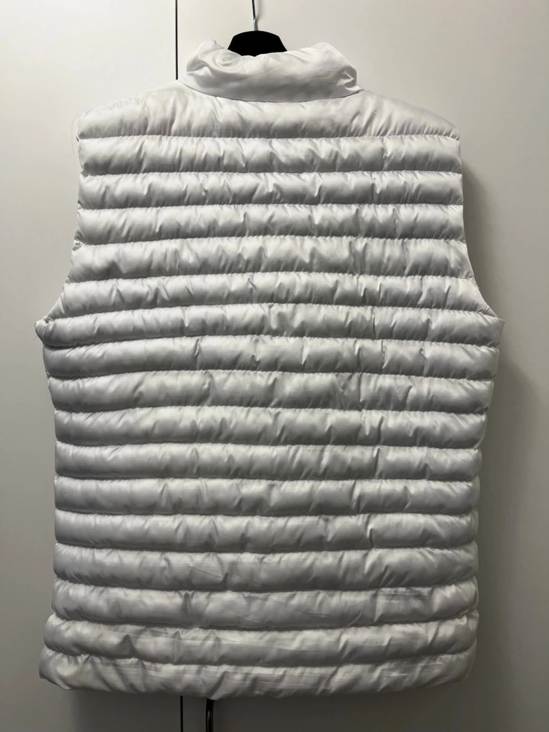 Vit dunväst från Lacoste - 1