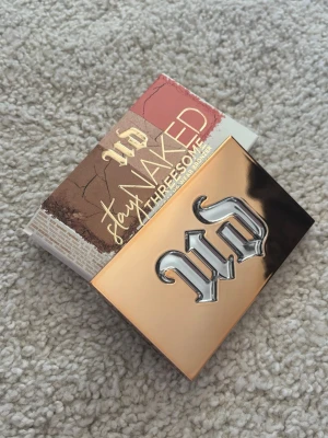 Urban decay palett - Ej använd men kan vara swatchad. Urban decays palett i färgen ”Rise”.
