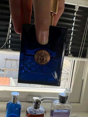 Versace Dylan blue - Hör av er om ni har frågor. Kan även bytas