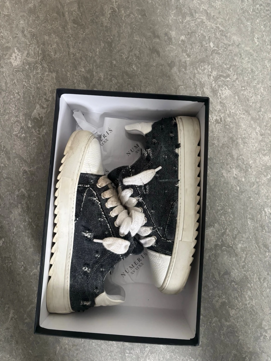 denim sneakers från Nummeris