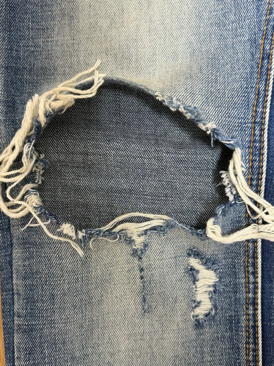 Säljer ett par MNML Ripped Zip Jeans Blue – Size W32 - 2