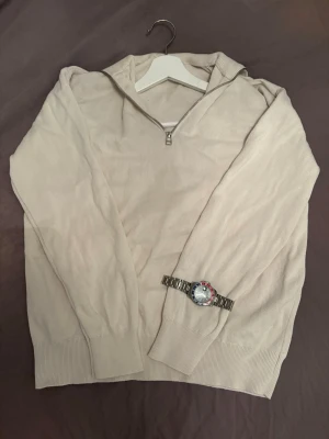 Half zip beige  - Zara half zip i nyskick, Stl S 