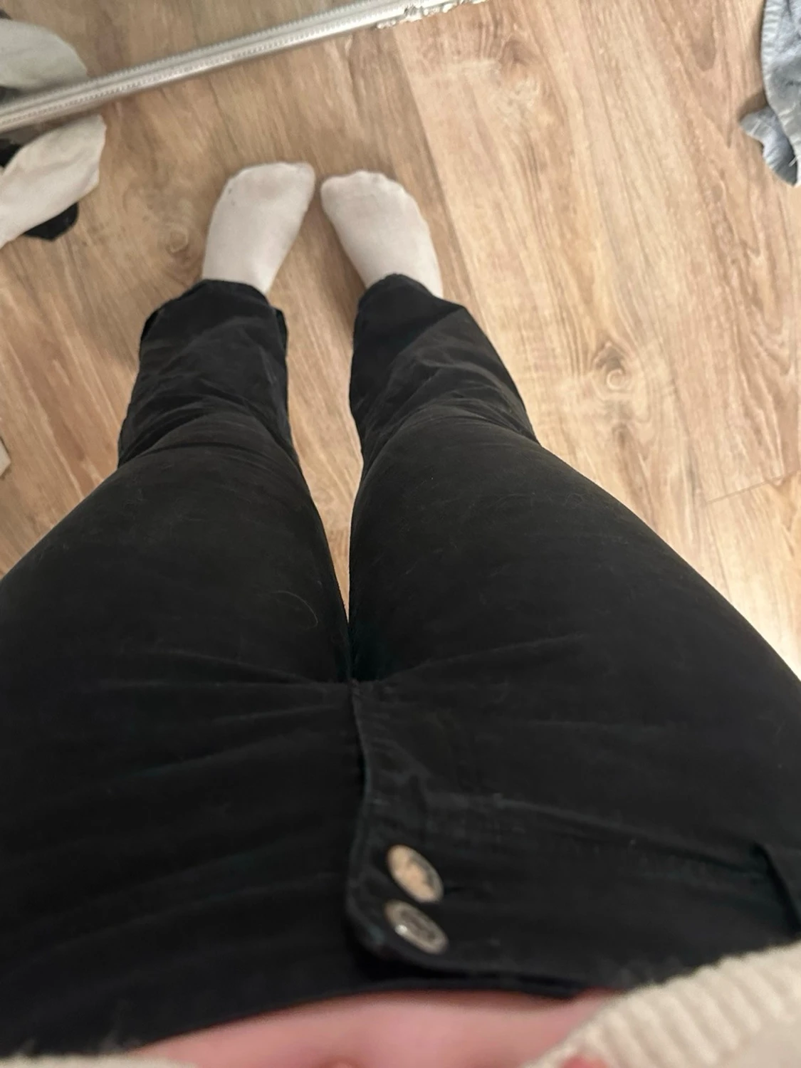 Svarta bootcut jeans med dubbla knappar - 1