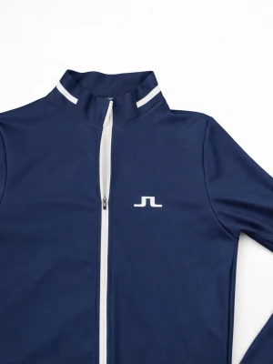 J.Lindberg träningströja - Säljer min träningströja från J.Lindberg. Storlek S, och i bra skick. Skriv gärna till mig vid frågor/funderingar!