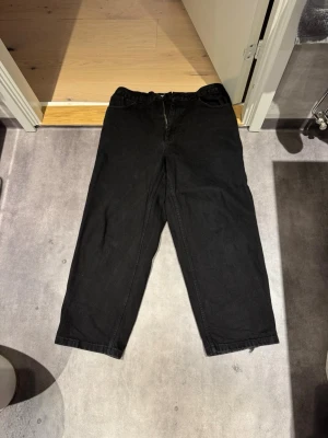 Polar Big boys - Säljer svarta big boys i storlek L, bra skick knappt använda