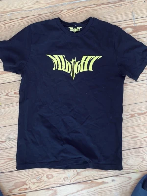 Tuttolente Midnight Tee - Brand new 10/10⭐️ Size Medium ⭐️ Sthlm meet up or sameday shipping ⭐️