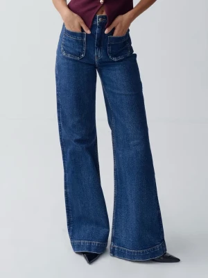 Jeans med fickor fram - Säljer nu mina snygga jeans då de ej kommer till användning. Köpta på bikbok för 650kr, storlek: 36. 