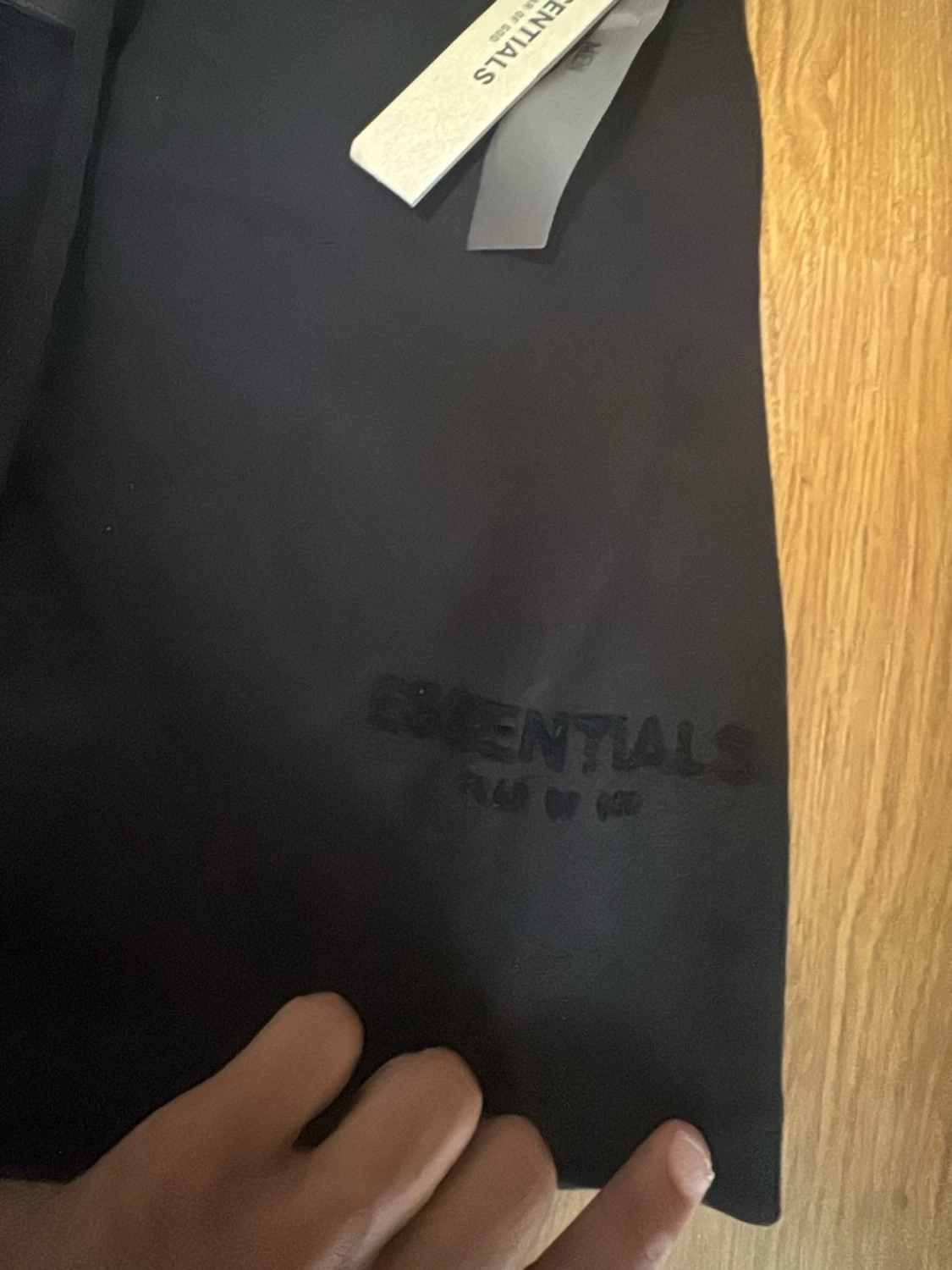Svarta shorts från Essentials - 2