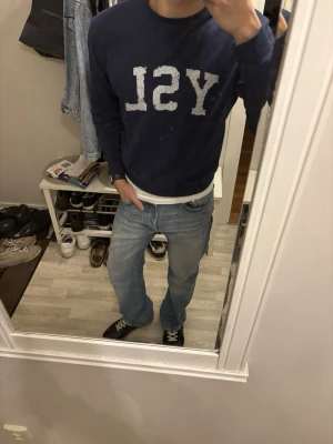 YSL tröja  - Tja! Säljer ju denna as sköna YSL tröja då den tyvärr blivit för liten! Använt sparsamt och är ifint skick, ifall frågor dyker upp hojta bara!