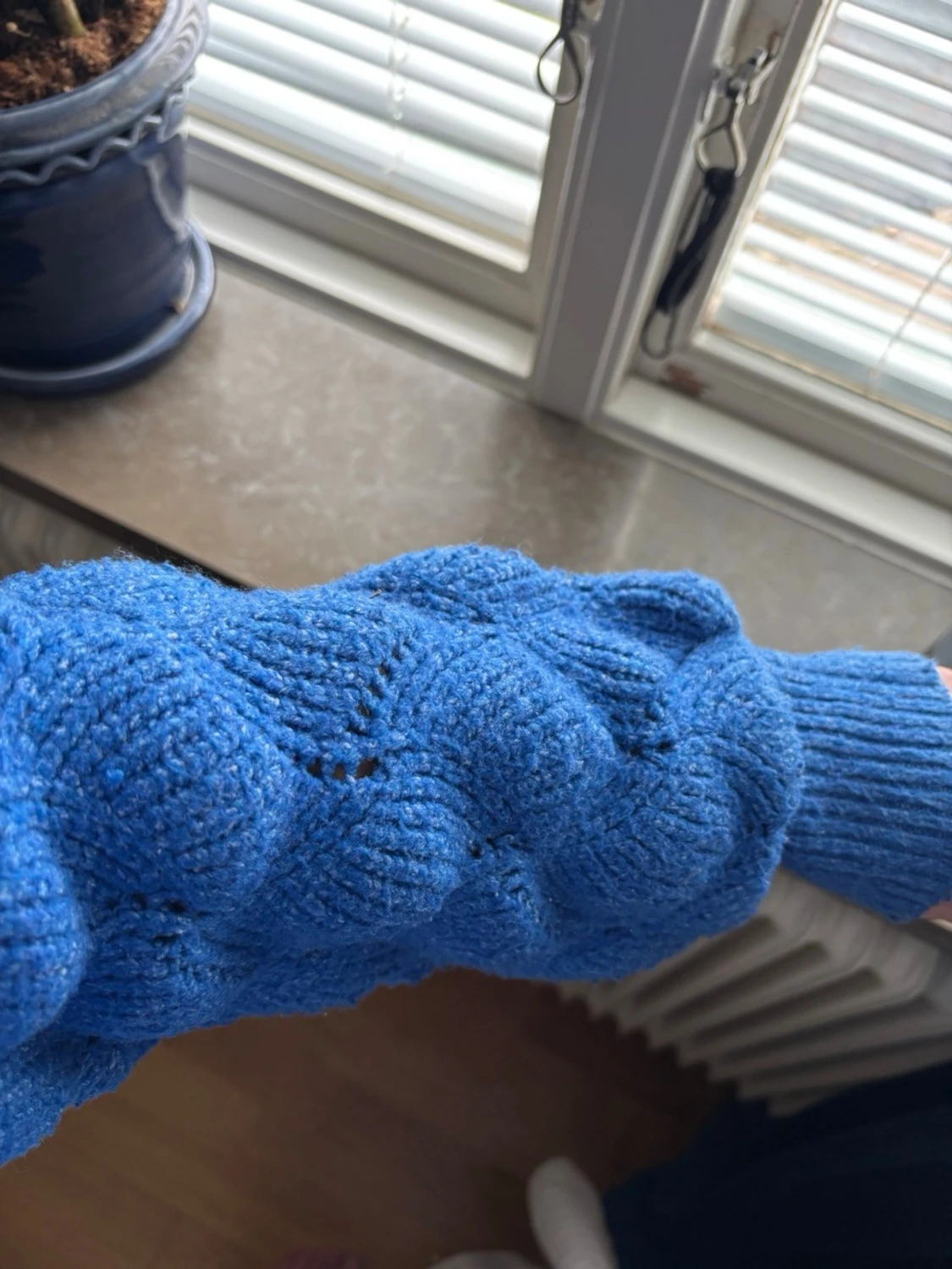 Blå stickad ströks  - 2