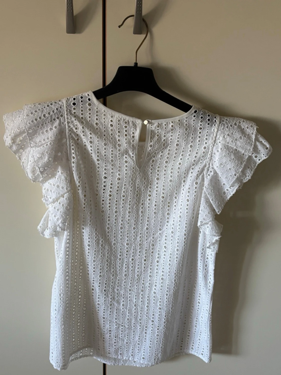 Vit broderad blus från Koton - 1