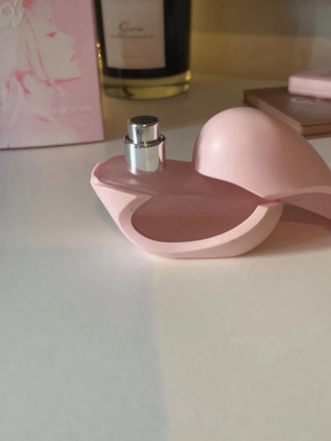 Ariana Grande parfym - 2